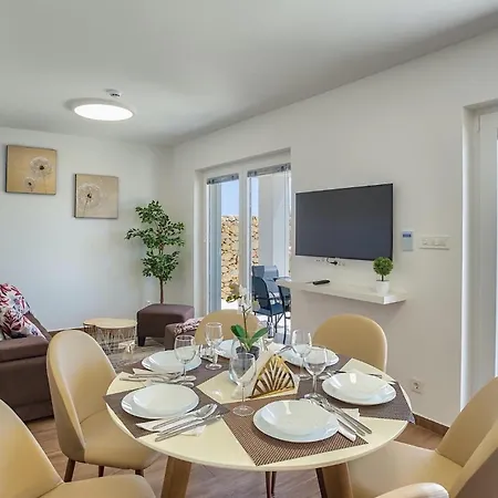 Bernarda Ii Holiday home *